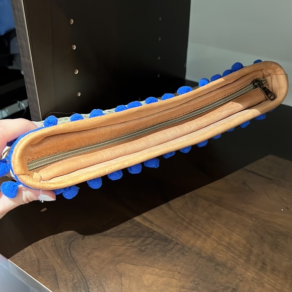 Woven clutch with sequin evil eye by Bits and Pieces To Go - Picture 5 of 6